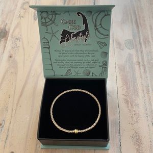 Cape Cod style bracelet size 8 never worn